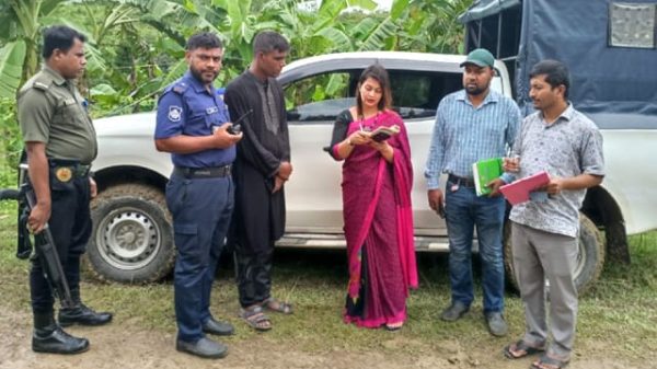 বান্দরবানের পাহাড় কাটার দায়ে ১৫ হাজার টাকা জরিমানা করেছে ভ্রাম্যমাণ আদালত