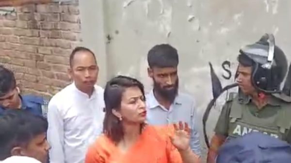 বান্দরবানে জনসাধারণের চাপে সিদ্ধান্ত বদলাতে বাধ্য হলেন সদর উপজেলা ইউএনও