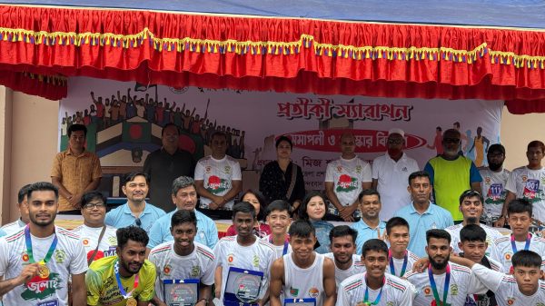 জুলাই গণঅভ্যুত্থান দিবস উপলক্ষ্যে বান্দরবানে প্রতীকী ম্যারাথন অনুষ্ঠিত